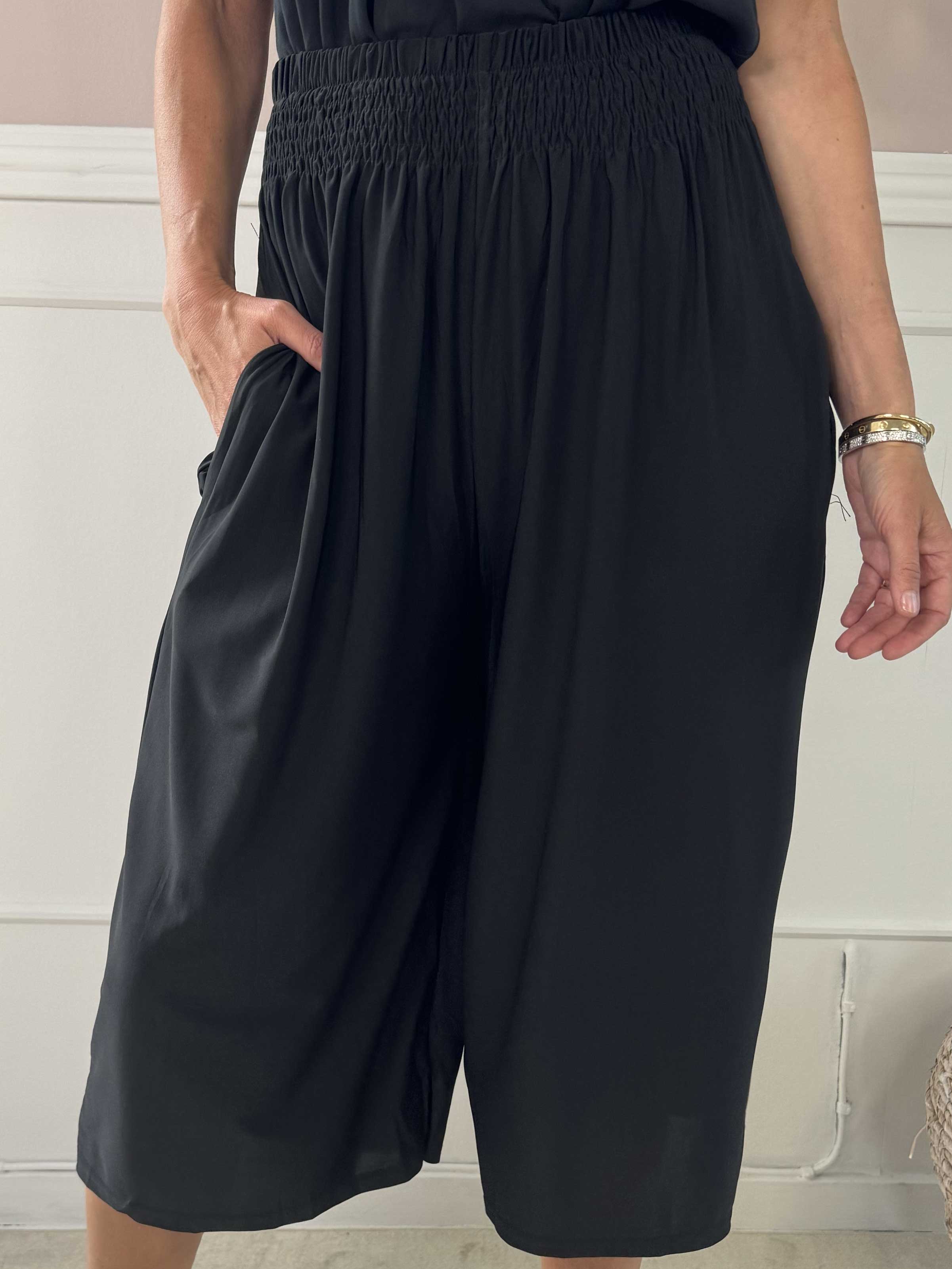 Pams Plain Knickers - Knickers i elastisk stof med elastikkant